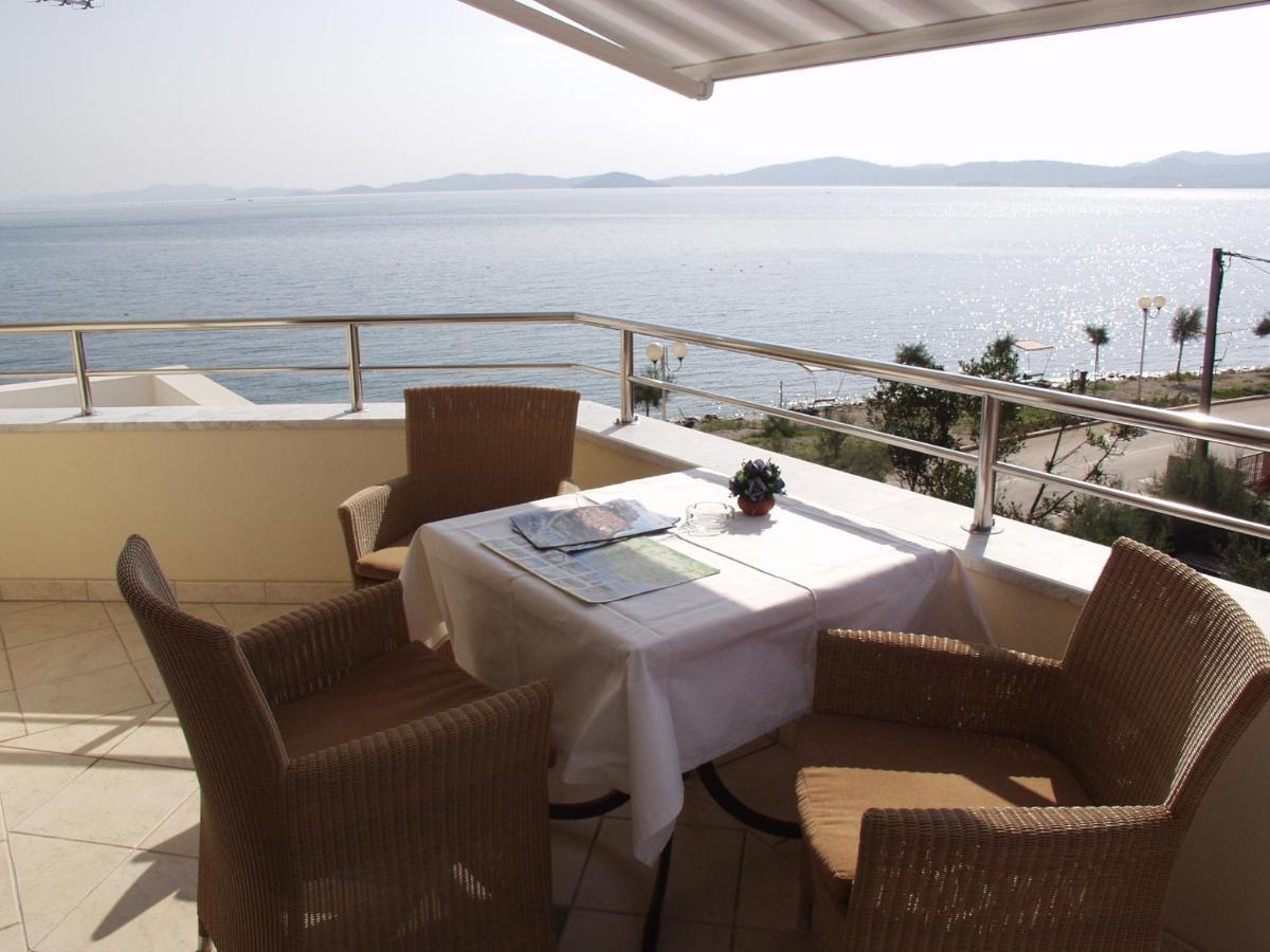 Ivana Couette-café Zadar