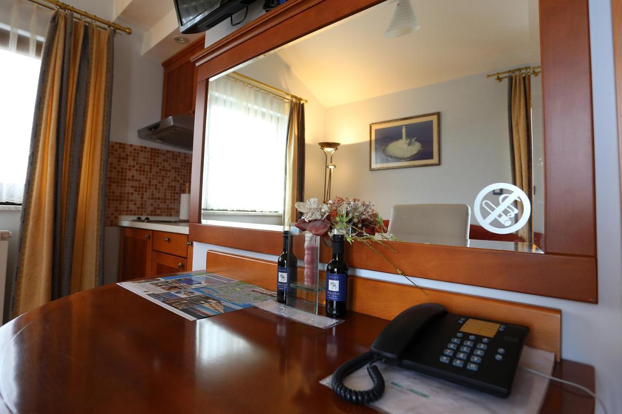 Couette-café Ivana 3*