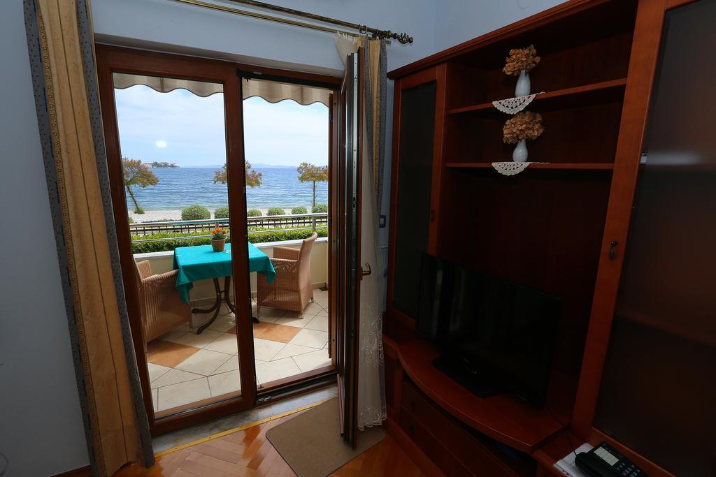 Couette-café Ivana 3*